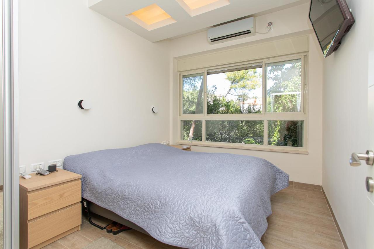 Carmel Boutique Apartments - Urban Forest Хайфа Екстер'єр фото